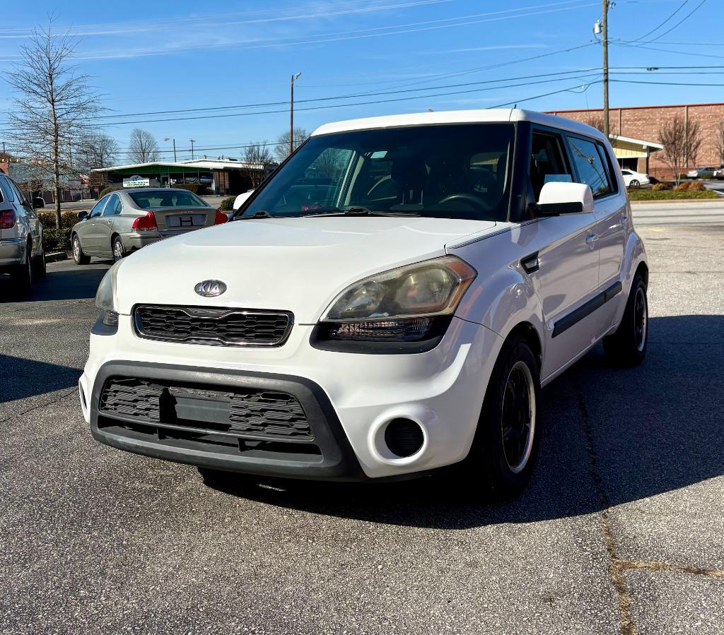 2013 Kia Soul Base's photo