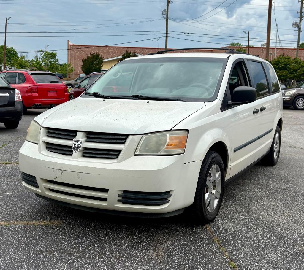 2008 Dodge Grand Caravan SE's photo